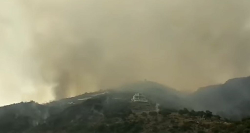 Καταστροφική η φωτιά στην Εύβοια  – Καίγονται σπίτια – Εκκενώθηκαν οικισμοί (pics&vid)