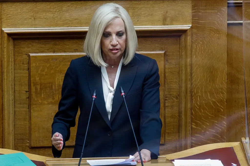 Φώφη Γεννηματά – “Απέτυχε και κατέρρευσε το δήθεν επιτελικό κράτος σας κ. Μητσοτάκη” (vid)