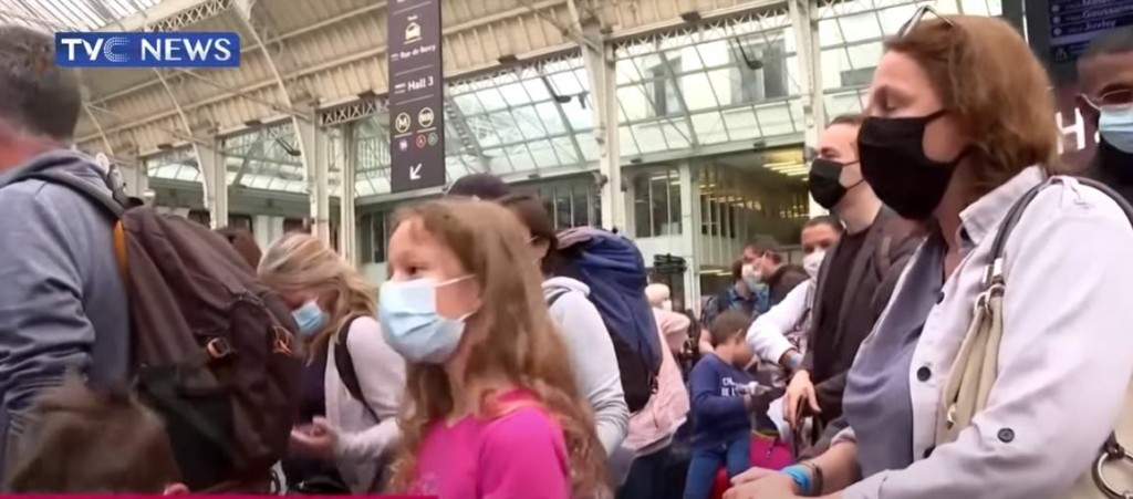 Το πιστοποιητικό εμβολιασμού απαραίτητο στη Γαλλία – Χαμός στην πρώτη ημέρα εφαρμογής