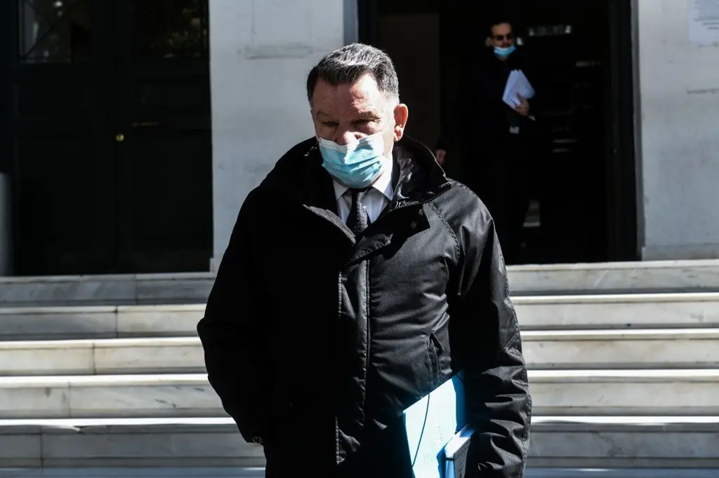 Ξεσπά ο Κούγιας για το χυδαίο βίντεο στο διαδίκτυο – “Δεν είναι αυτή η 17χρονη”