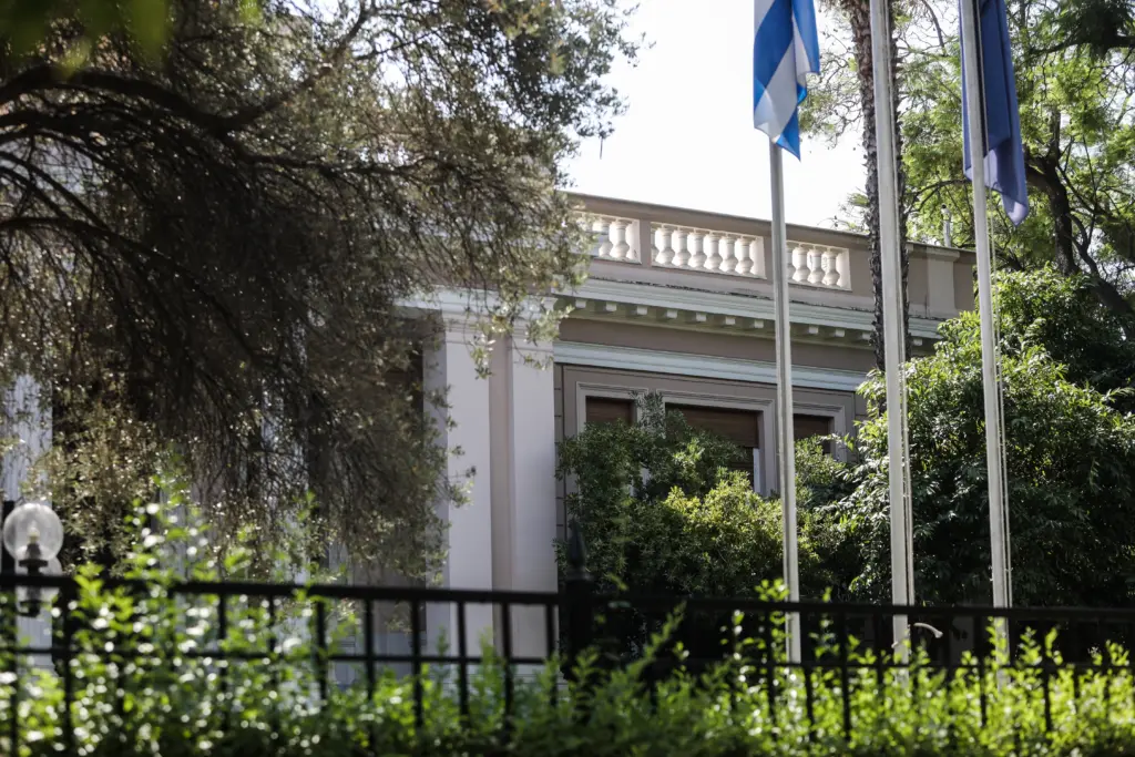 Τα μυστικά, οι κερδισμένοι και οι χαμένοι του μίνι ανασχηματισμού