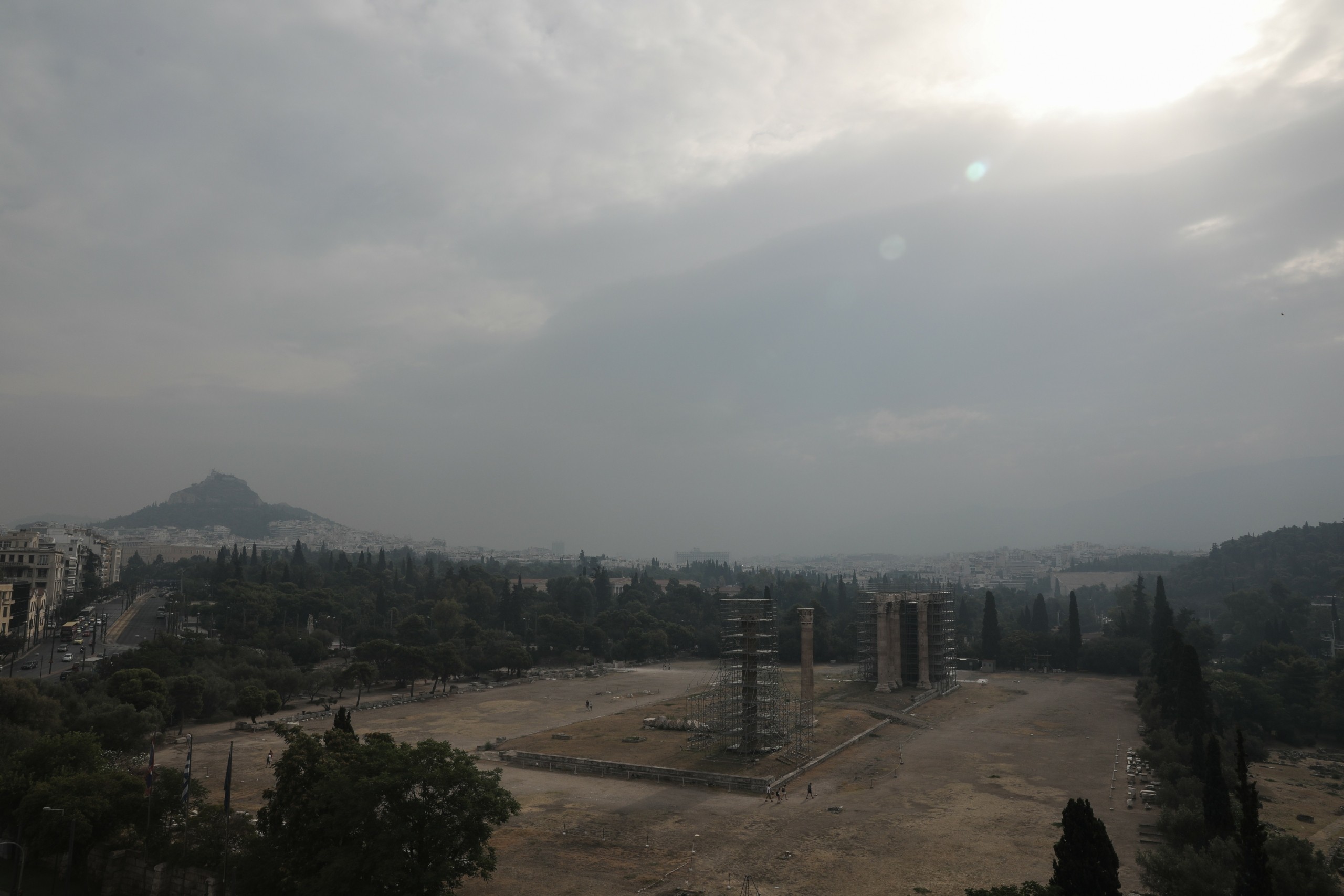 Ενισχύονται οι άνεμοι – Στα 60-70 χλμ/ώρα οι ριπές στα ανατολικά και νότια τμήματα της Ελλάδας (pics)
