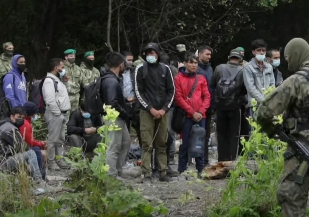 Τρόμος σε κέντρο υποδοχής στην Πολωνία – Δηλητηριάστηκαν από μανιτάρια δύο προσφυγόπουλα από το Αφγανιστάν