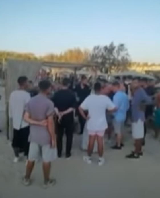 Εξάρθρωσαν τη “συμμορία με τα στρινγκ” στη Μύκονο – Η επεισοδιακή σύλληψη (vid)
