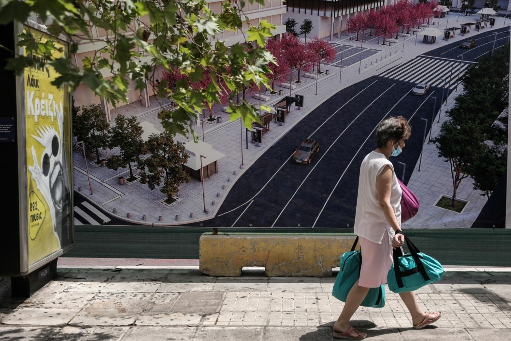 Ξεκίνησαν τα έργα ανάπλασης στην πλατεία Συντάγματος (pics)