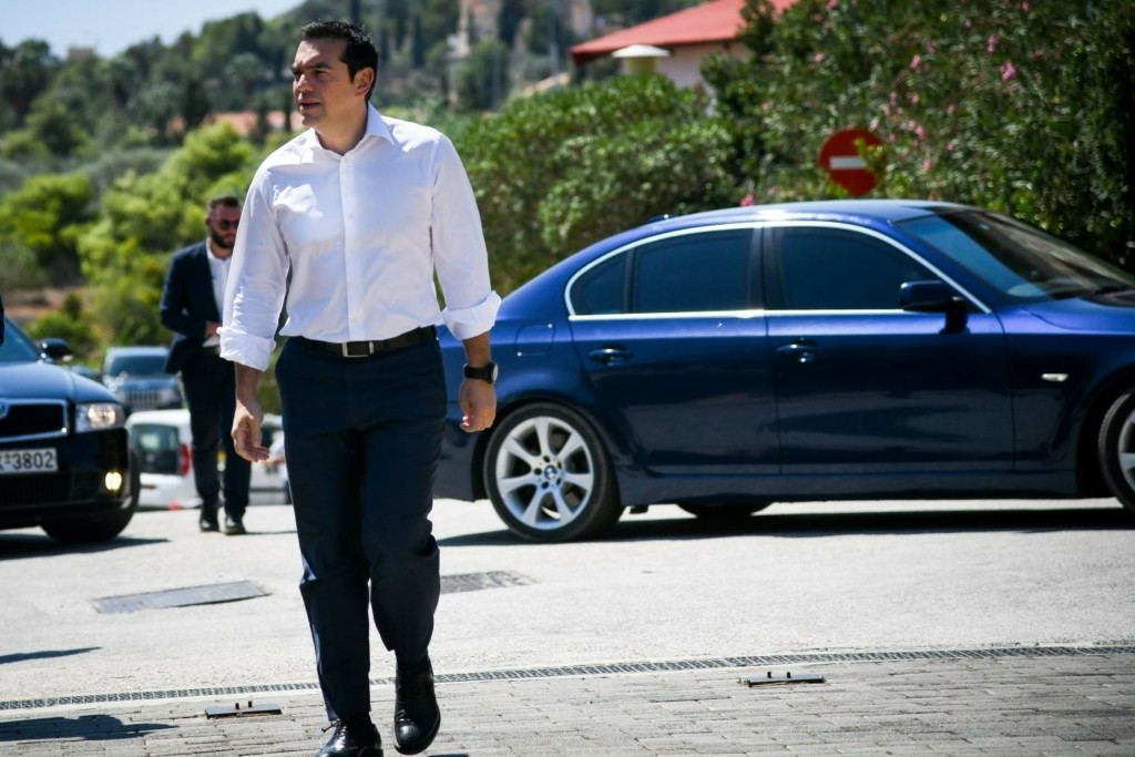 Έκκληση Τσίπρα να επιχειρήσουν τα εναέρια μέσα στο Κρυονέρι – “Ολόψυχα κουράγιο στους πολίτες”