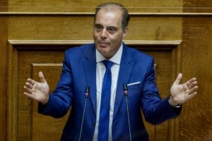 Βελόπουλος: «Ευχαριστούμε τους πυροσβέστες που παίζουν τις ζωές τους “κορώνα γράμματα”»
