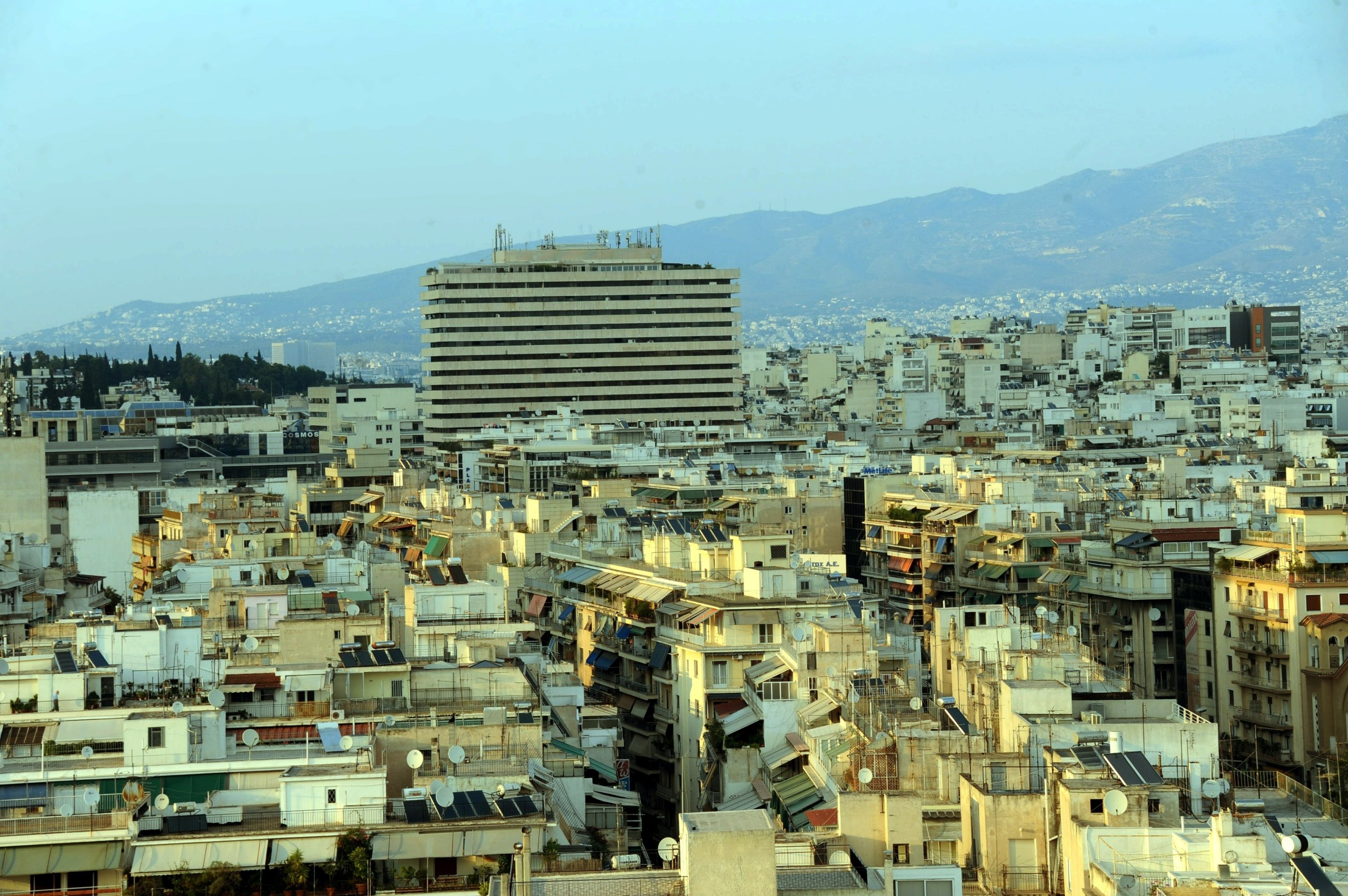 Ξαναγράφεται ο φορολογικός “χάρτης” – Οι αλλαγές που έρχονται σε φόρους και εισφορές