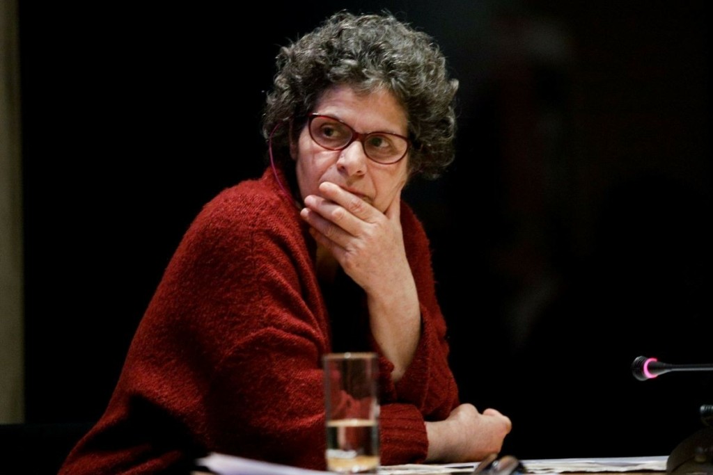 Έξαλλοι όλοι με τη Μαργαρίτα Θεοδωράκη που αρνείται την ταφή του συνθέτη στα Χανιά