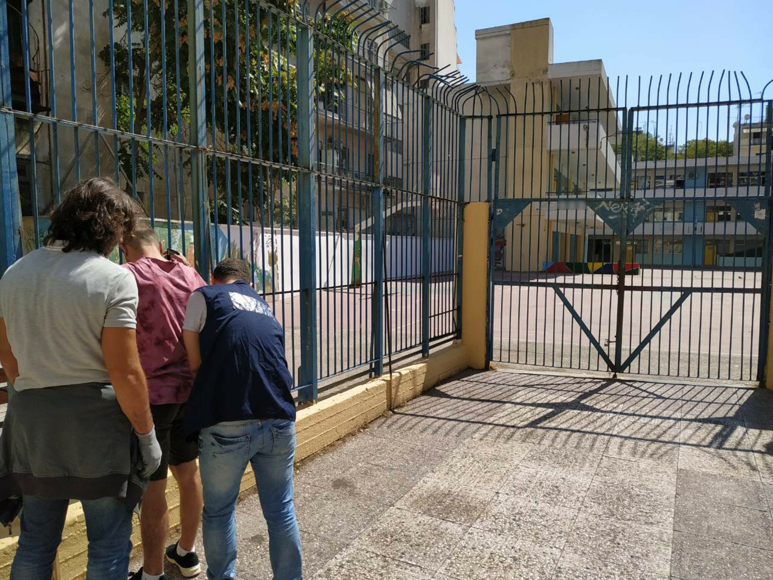 Ο αρνητής πατέρας που πρωταγωνίστησε στο επεισόδιο στη Θεσσαλονίκη “πυροδότησε” χαμό και στο “Καλημέρα Ελλάδα” (vid)