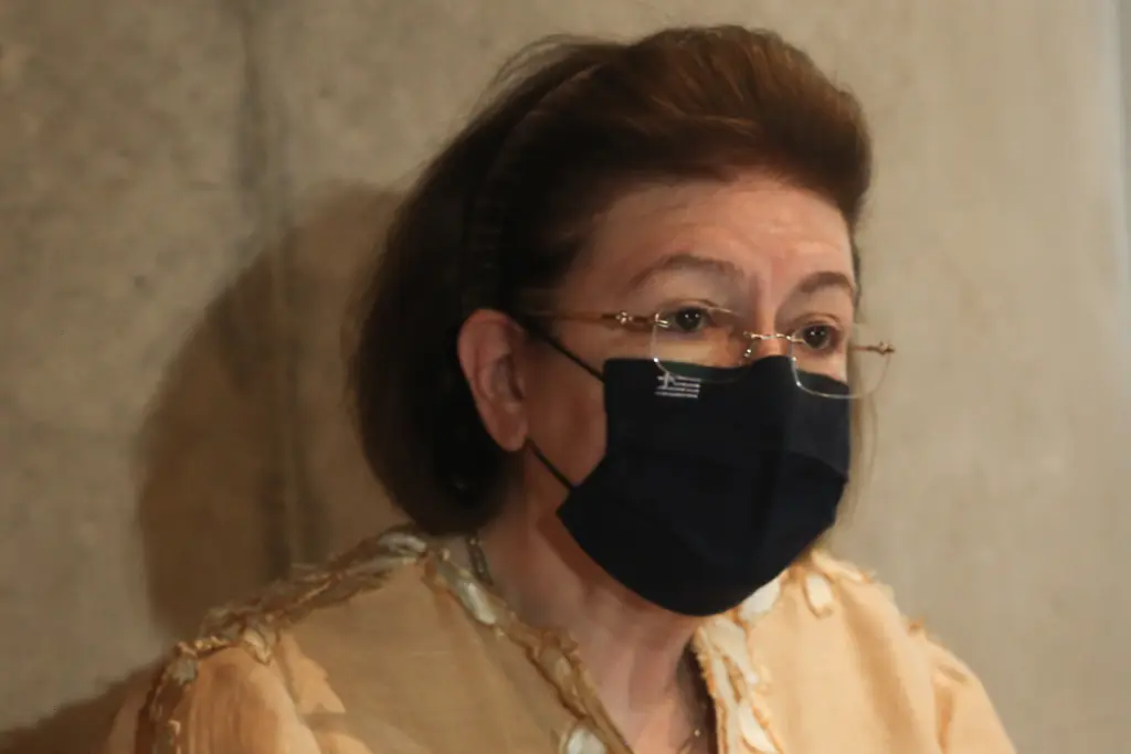 “Χάσαμε ένα κομμάτι από την ψυχή της Ελλάδας” – Τα συλλυπητήρια της Λίνας Μενδώνη για τον θάνατο του Μίκη Θεοδωράκη