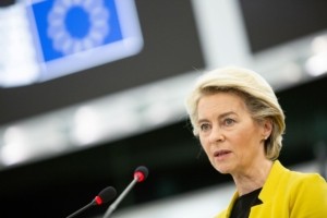 φον ντερ Λάειν: Ζητάει να βρεθούν λύσεις για την χρηματοδότηση της Ουκρανίας – Οι τρεις επιλογές που προτείνει