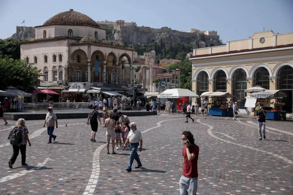 Στραμμένα τα βλέμματα στη Βόρεια Ελλάδα – Η “πανδημία των ανεμβολίαστων” και το “καμπανάκι” των ειδικών