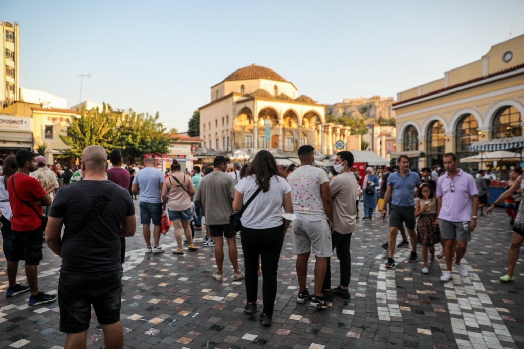Βελτιώνεται ο καιρός την Τρίτη – Πού θα “δείξει” 32 βαθμούς ο υδράργυρος