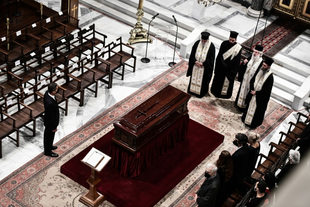 Η Ελλάδα αποχαιρετά τον παγκόσμιο Μίκη Θεοδωράκη –  Live εικόνα
