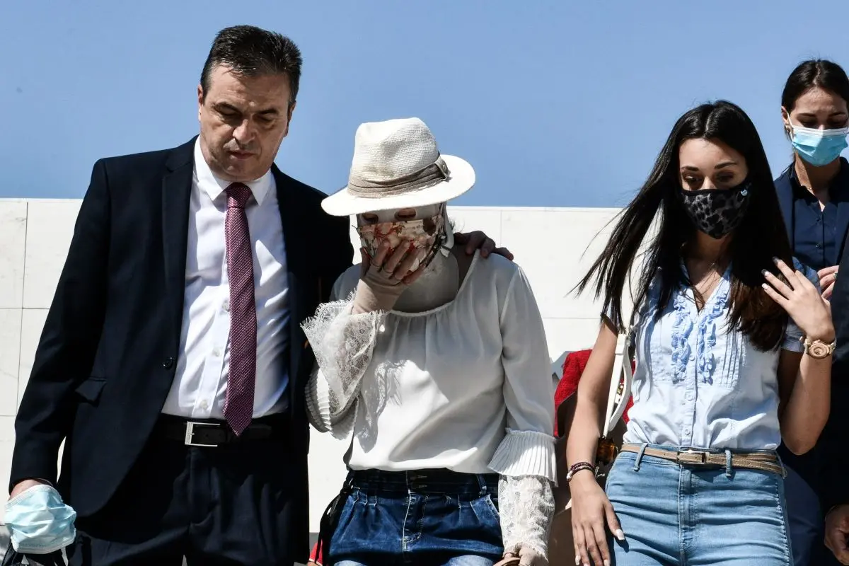 Η δράστρια που επιτέθηκε στην Ιωάννα μιλούσε συστηματικά με 2 άτομα πριν την επίθεση – Οι αποκαλυπτικές συνομιλίες