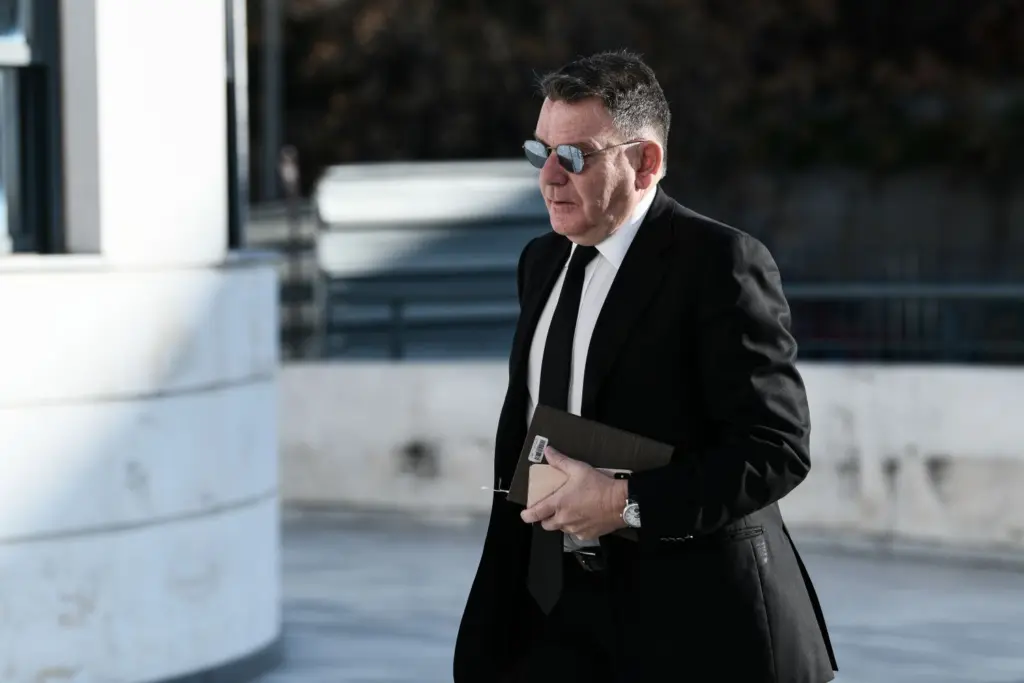Σε αργία ανώτερο στέλεχος εκπαίδευσης που κατηγορείται για βιασμό – “Έκρηξη” Κούγια