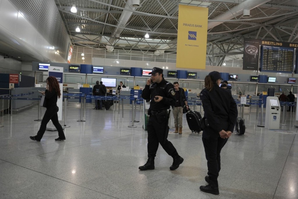Ζευγάρι τουριστών πιάστηκε με αρχαία μέσα σε βαλίτσα στο “Ελευθέριος Βενιζέλος”