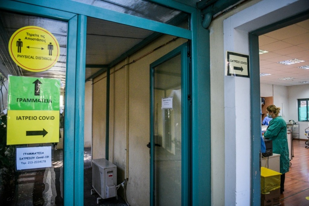 Χωρίς rapid test οι εμβολιασμένοι σε ιατρεία