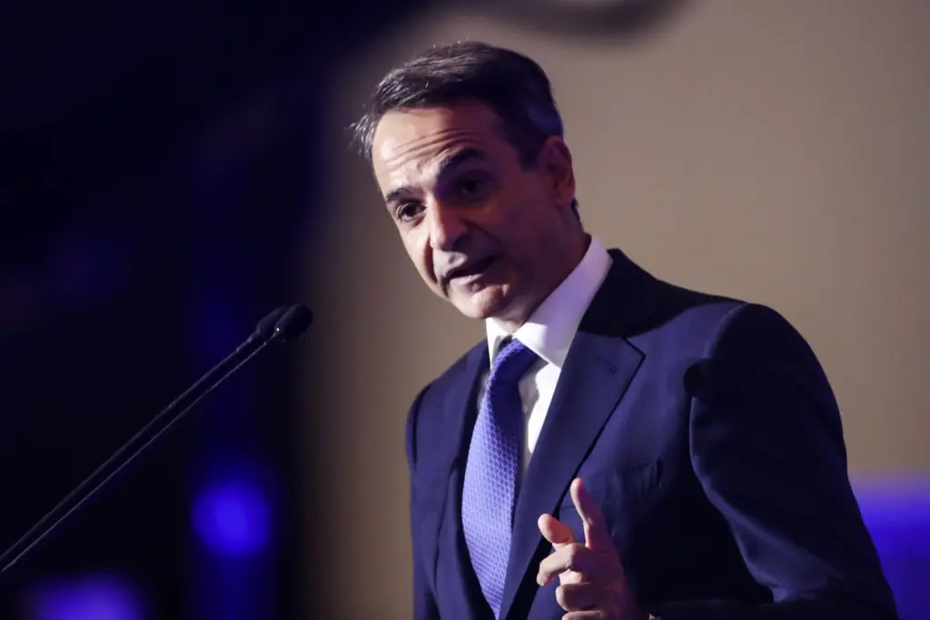 Ο Μητσοτάκης υμνεί τον Παύλο Μπακογιάννη – “Τα λόγια του ηχούν ακόμη μέσα μου”