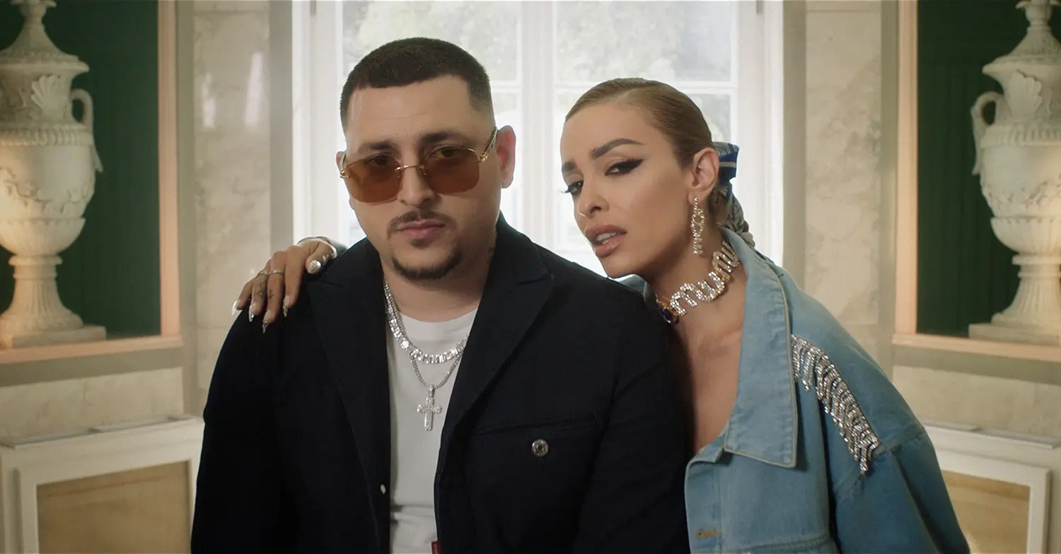 Βουρκωμένη η Ελένη Φουρέιρα για τον Mad Clip στην πρώτη συναυλία – “Μας ακούς;” (vid)