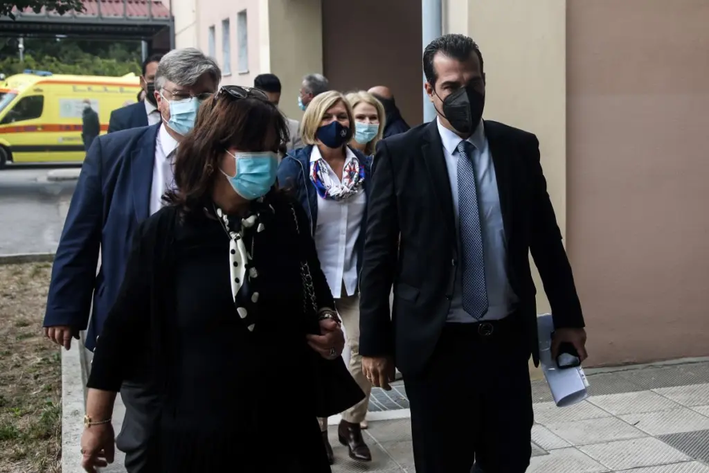 Πλεύρης από Θεσσαλονίκη – “Δεν τίθεται θέμα νέου lockdown της πόλης”