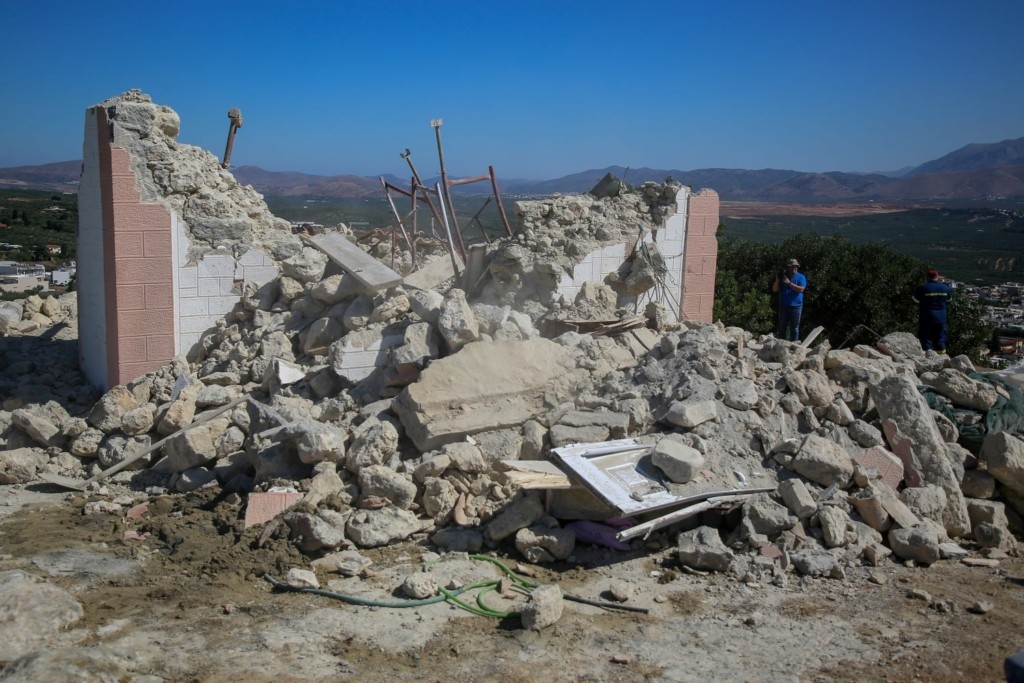 Ένα ολόκληρο χωριό στην Κρήτη εξαφανίστηκε από το χάρτη μετά το σεισμό (vid)