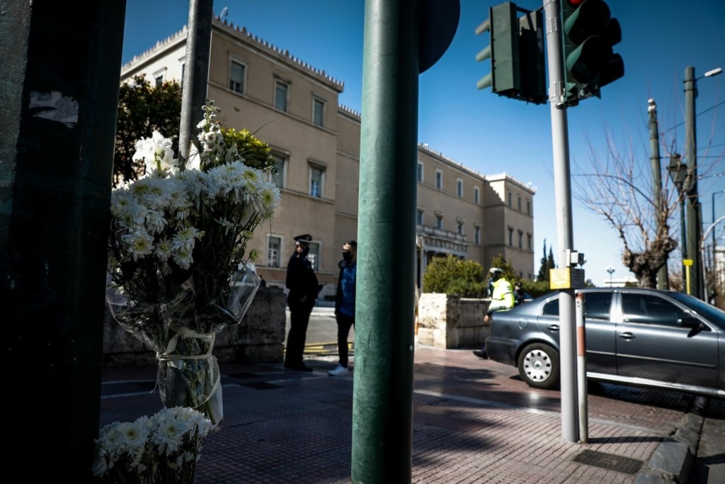 Ποινική δίωξη για ανθρωποκτονία εξ αμελείας στον οδηγό της Μπακογιάννη που προκάλεσε το θανατηφόρο τροχαίο έξω από την Βουλή
