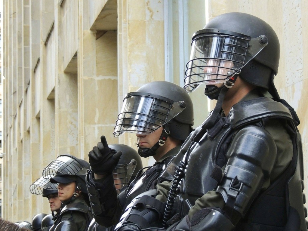 Η αστυνομία πολιόρκησε γραφεία του Κομμουνιστικού Κόμματος της Ρωσίας