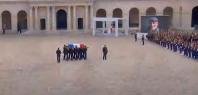 Το συγκινητικό “αντίο” στον “Μπεμπέλ” του γαλλικού κινηματογράφου – Την Παρασκευή η κηδεία (vid)