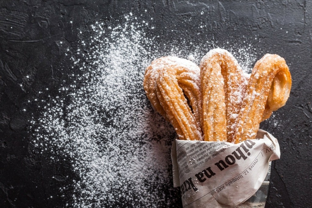 Η συνταγή για τα γλυκά Churros που θα ζήλευαν στην Ισπανία και το Μεξικό