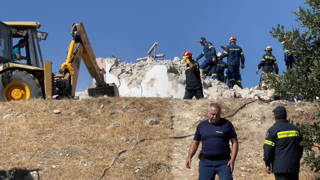 Εφαρμογή του σχεδίου Εγκέλαδος στην Κρήτη – Ένας νεκρός και 11 τραυματίες  – Δεκάδες σπίτια έγιναν συντρίμμια