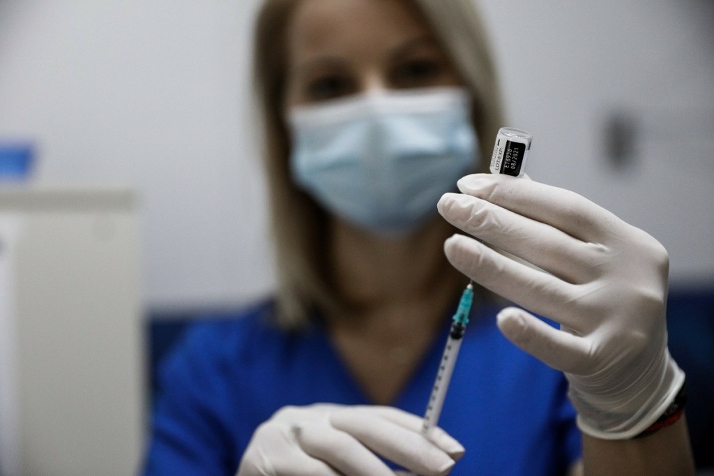 Τι δείχνει μελέτη σε άτομα με υψηλό κίνδυνο εμφάνισης αλλεργίας μετά τον εμβολιασμό