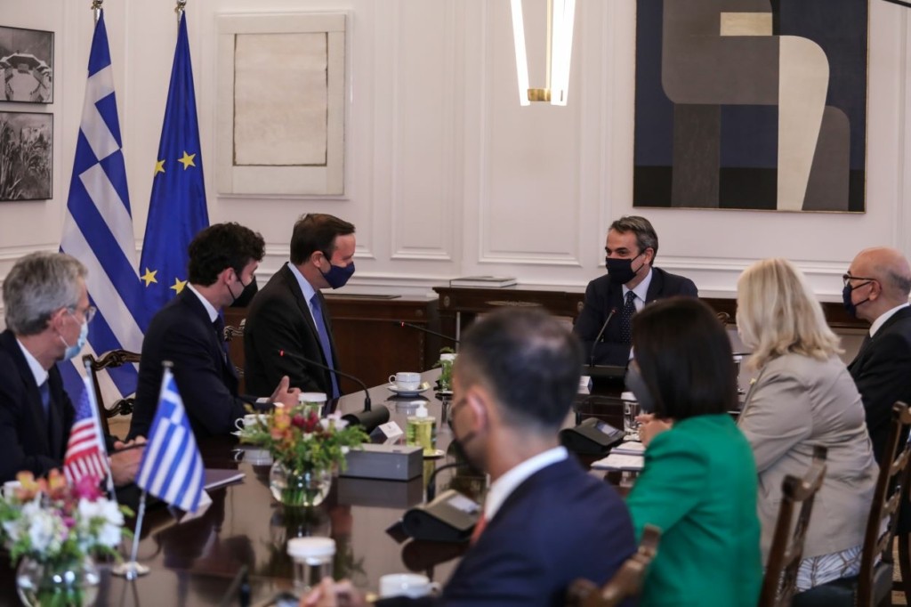 Ο Κυριάκος Μητσοτάκης με τους Αμερικανούς γερουσιαστές – Η συζήτηση για την Κρήτη