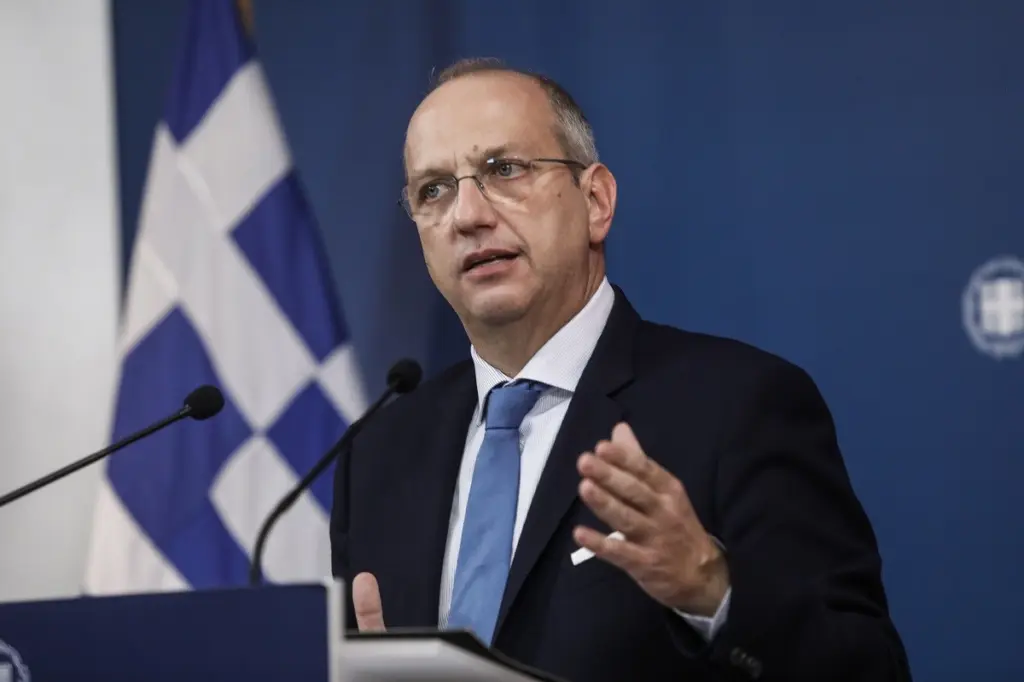 “Ο Τσίπρας αναμασά χιλιοειπωμένα κλισέ και κούφιες απειλές για τη ΔΕΗ” – Όσα δήλωσε ο Γιάννης Οικονόμου
