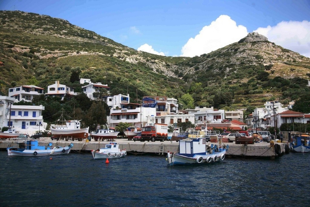 Μίνι lockdown σε τρεις νομούς – Παράταση των μέτρων σε Μεσσηνία και Ηράκλειο