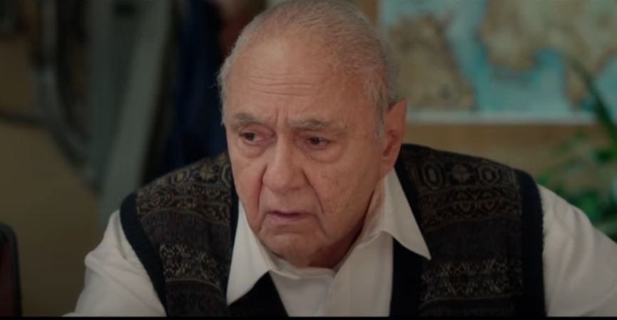 Πέθανε ο πιο διάσημος Ελληνοαμερικανός “μπαμπάς” με το Windex (vids)