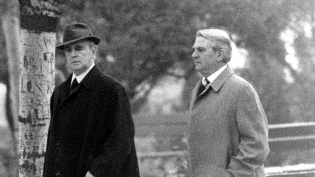 Σαν σήμερα ο Κωνσταντίνος Καραμανλής αναγγέλλει την ίδρυση της Νέας Δημοκρατίας