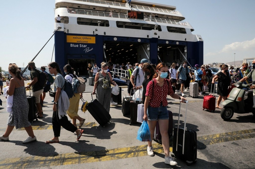 Στο “κόκκινο” Ηλεία, Ικαρία, Νάξος και Κάρπαθος – Άνοδος στον δείκτη θετικότητας