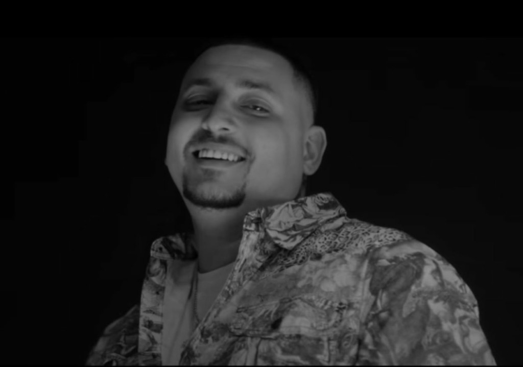 Η αδερφή του Mad Clip έβγαλε τραγούδι και έγινε viral στο TikTok
