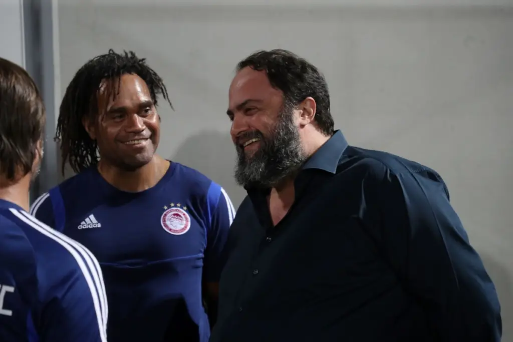 Το μήνυμα Μαρινάκη μετά το θρίαμβο του Ολυμπιακού – “Ελλάδα – θρύλος – θρησκεία μέσα στην Τουρκία” (vid)