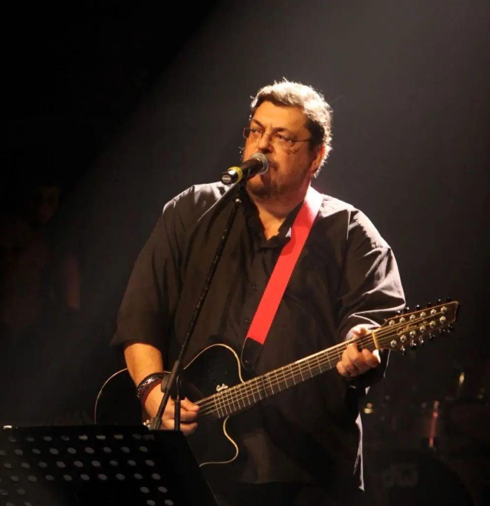 Σαν σήμερα 2 χρόνια πριν “έφυγε” ο “μεγάλος ευαίσθητος”, Λαυρέντης Μαχαιρίτσας
