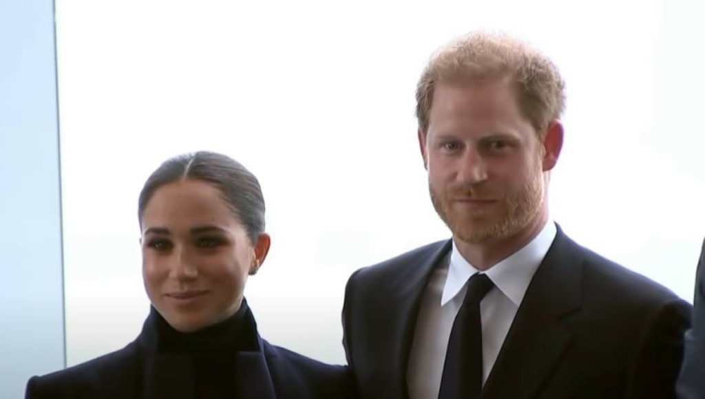 Η πρώτη δημόσια εμφάνιση της Meghan Markle μετά τη γέννηση της Λίλιμπετ – Το ξεχωριστό μήνυμα της επίσκεψης στη Νέα Υόρκη (vid)