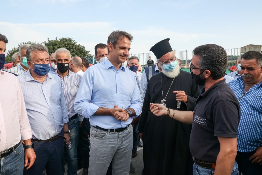 Ο Μητσοτάκης ανακοίνωσε 20.000 ευρώ σε όποιον έχασε το σπίτι του στην Κρήτη από το σεισμό