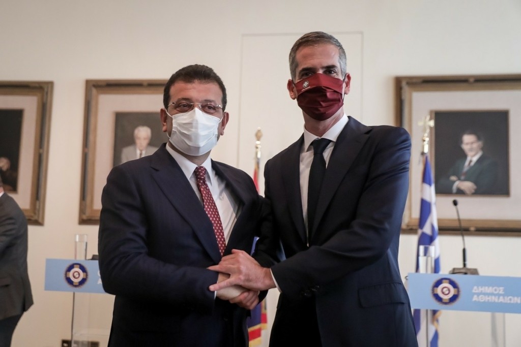 Συναντήθηκε με Μπακογιάννη ο Ιμάμογλου – Οι αναφορές στον Μίκη Θεοδωράκη και τα “πεσκέσια” (pics)