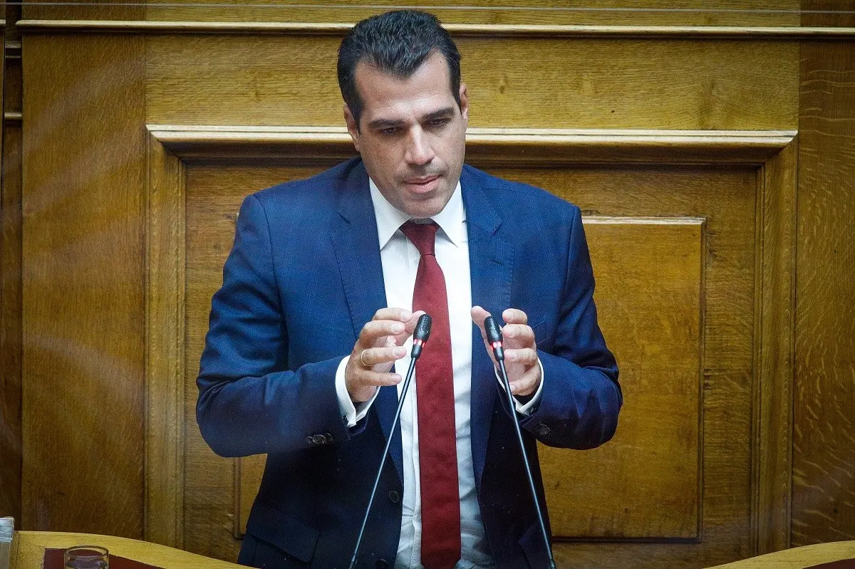Ποιοι ανεμβολίαστοι άνω των 60 δε θα πληρώσουν πρόστιμο – Διευκρινίσεις Πλεύρη για την 5ημερη καραντίνα (vid)