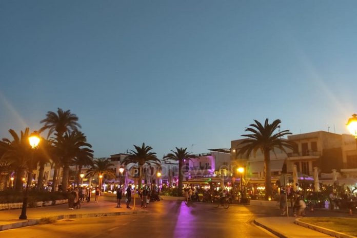 Άγριο ξύλο έξω από κλαμπ στο Ρέθυμνο – 23χρονος έσπασε το πόδι του