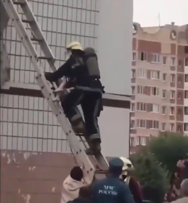 Τρόμος από έκρηξη φυσικού αερίου σε σπίτια στη Ρωσία – Τουλάχιστον 2 οι νεκροί (vid)