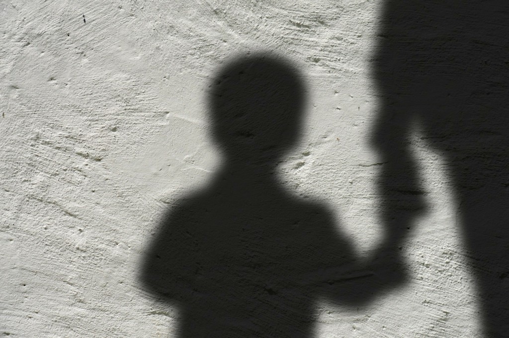 Ανατριχίλα στη Ρόδο – Βίασε τον 13χρονο αδερφό του – Ισχυρίζεται ότι όλα έγιναν με τη συναίνεσή του