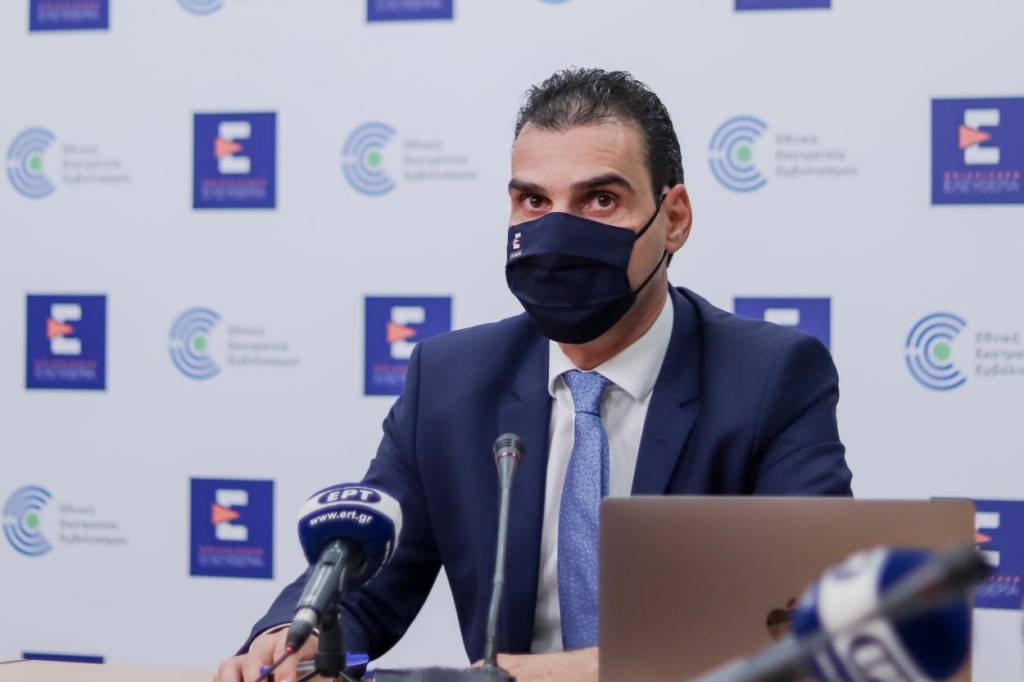 Ανοιχτό το ενδεχόμενο να λήγουν τα πιστοποιητικά εμβολιασμού – Τι θα γίνει με την τέταρτη δόση
